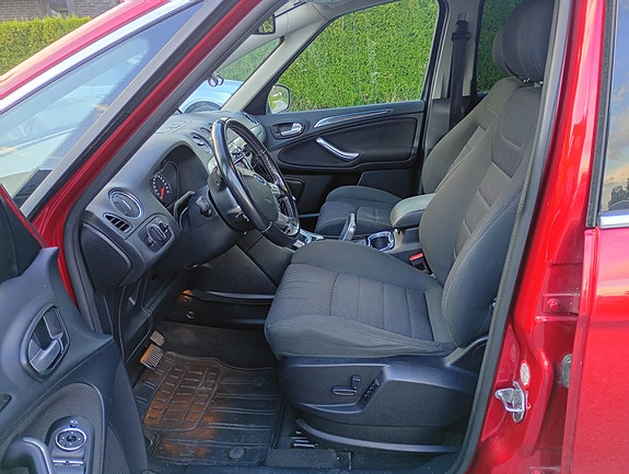 Ford S-MAX 5 of 30