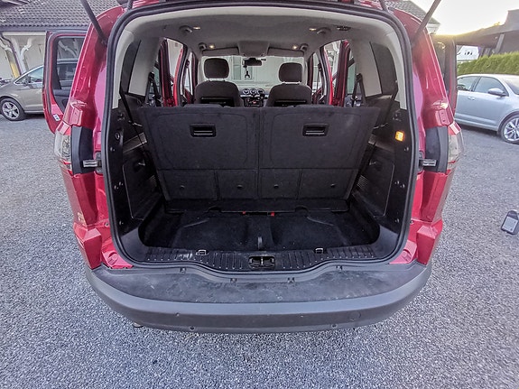 Ford S-MAX 25 of 30