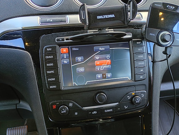 Ford S-MAX 30 of 30