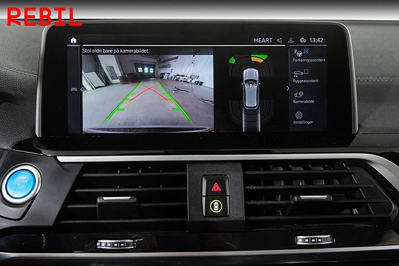 BMW iX3 20 of 29