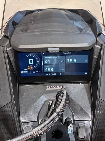 Lynx Brutal RE 850 E-TEC 5 of 8