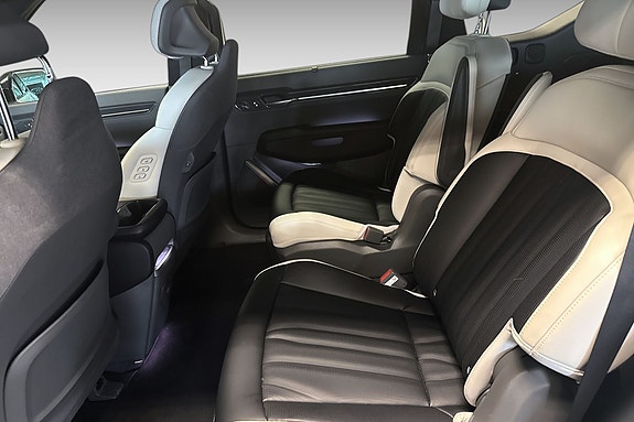 Kia EV9 11 of 20