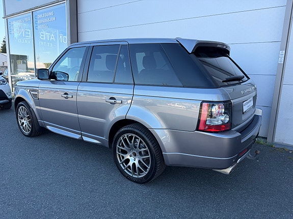 Land Rover Range Rover Sport 11 of 30