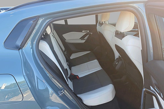 BMW iX2 17 of 30