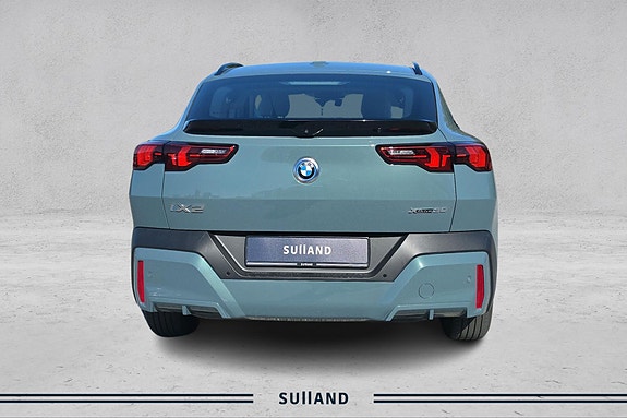 BMW iX2 4 of 30