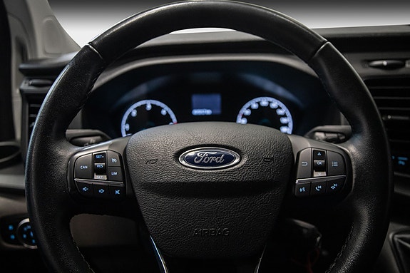 Ford Transit Custom 20 of 23