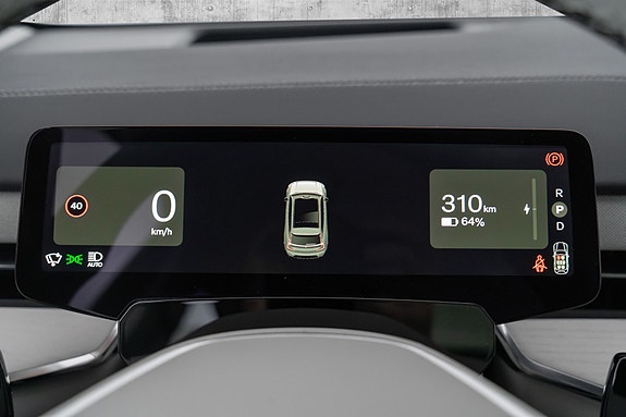 Volvo EX90 24 of 30