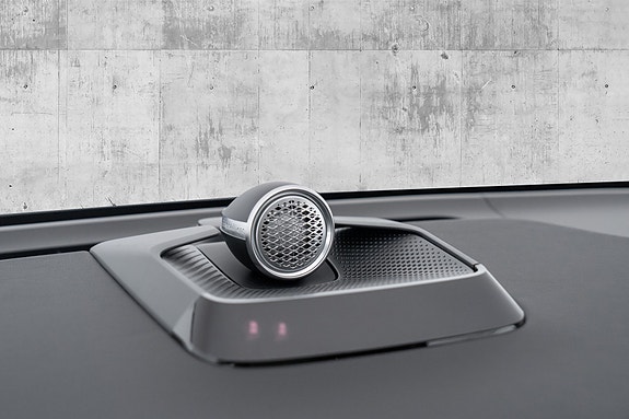 Volvo EX90 22 of 30