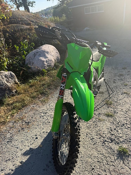 Kawasaki 2023 5 of 11