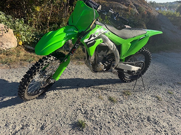 Kawasaki 2023 8 of 11