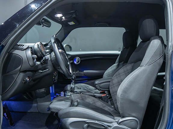 MINI Cooper 6 of 20