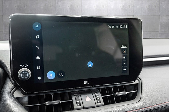 Toyota RAV4 Plug-in Hybrid 23 of 26