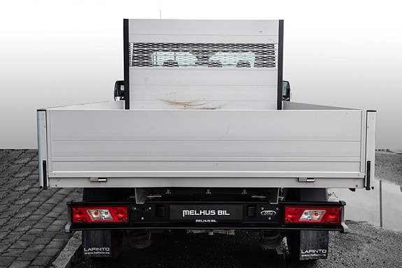 Ford Transit 8 of 21