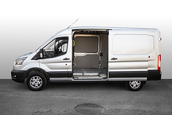 Ford Transit 10 of 23