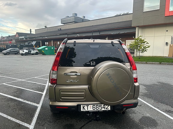 Honda CR-V 4 of 9