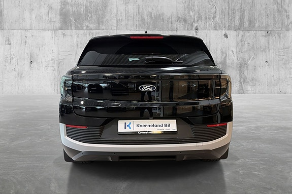 Ford Explorer 6 of 29