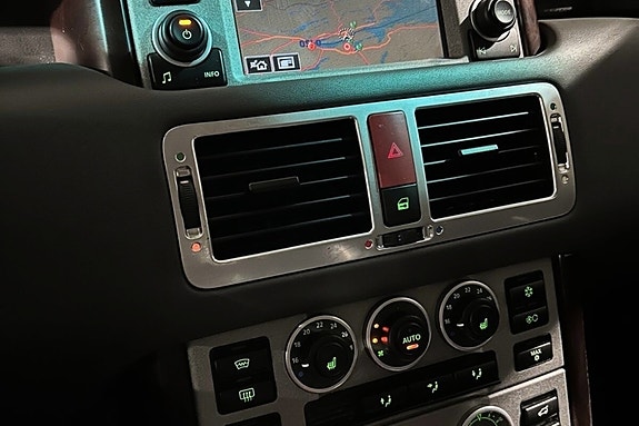 Land Rover Range Rover 20 of 21
