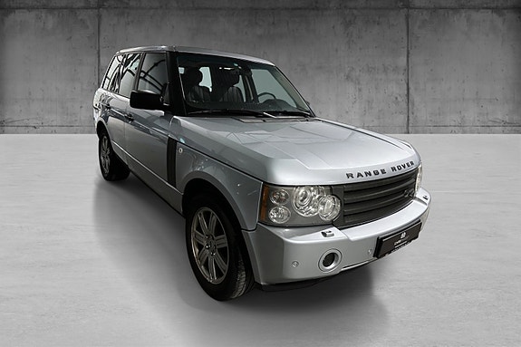Land Rover Range Rover 13 of 21