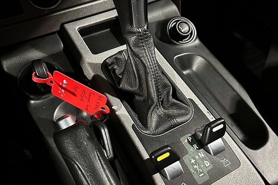 Land Rover Range Rover 19 of 21