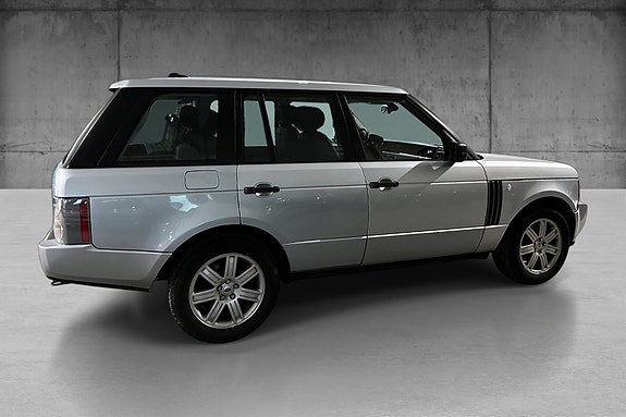 Land Rover Range Rover 10 of 21