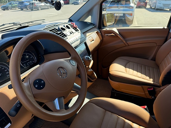 Mercedes-Benz Vito 113 21 of 27