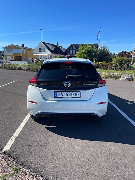 Nissan Leaf 6 of 19