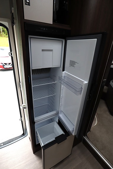 Benimar Tessoro 497, steikovn, ekstralys, kamera, TV. Perfekt servicehefte 9 of 22