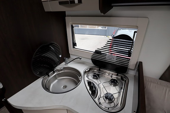 Benimar Tessoro 497, steikovn, ekstralys, kamera, TV. Perfekt servicehefte 8 of 22