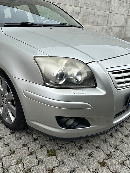 Toyota Avensis 12 of 26