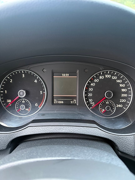 Volkswagen Sharan 7 of 26