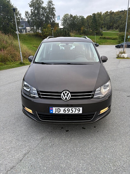 Volkswagen Sharan 3 of 26