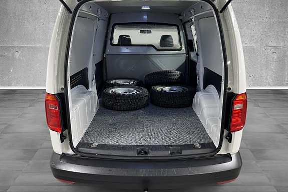 Volkswagen Caddy Maxi 12 of 21