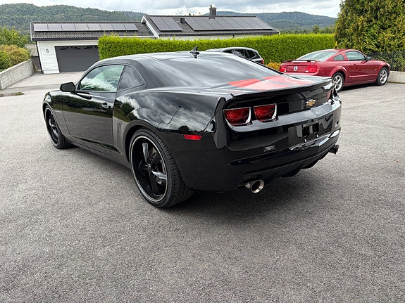 Chevrolet Camaro 11 of 30