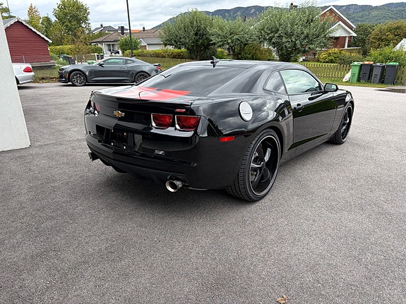 Chevrolet Camaro 7 of 30