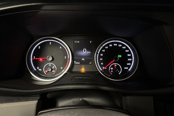 Volkswagen Caravelle 14 of 23