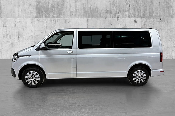 Volkswagen Caravelle 3 of 23