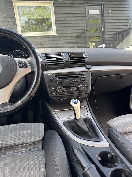 BMW 116i 16 of 30