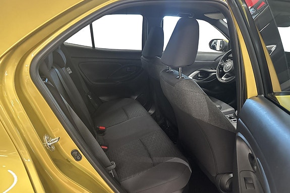 Toyota Yaris Cross 18 of 21
