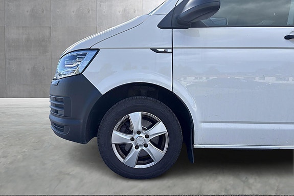Volkswagen Transporter 9 of 9