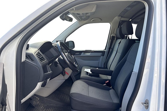 Volkswagen Transporter 3 of 9