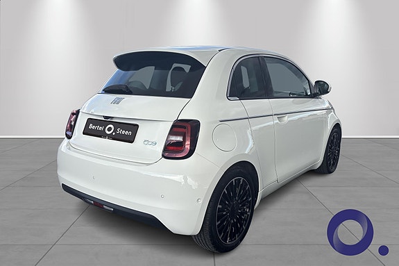 Fiat 500e 8 of 22