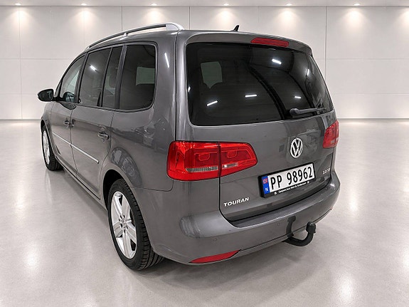 Volkswagen Touran 5 of 21