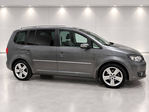 Volkswagen Touran 6 of 21