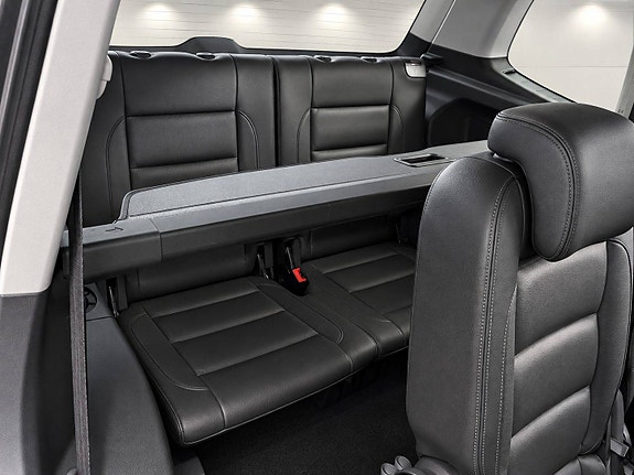 Volkswagen Touran 12 of 21