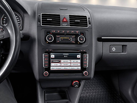 Volkswagen Touran 10 of 21