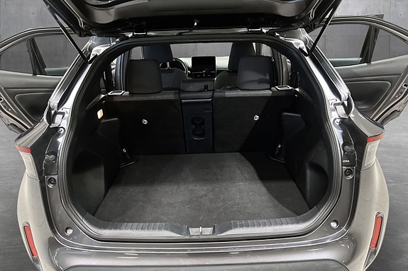 Toyota Yaris Cross 16 of 20