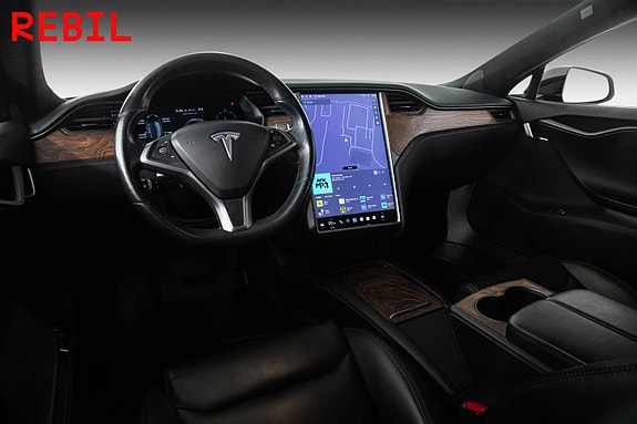 Tesla Model S 9 of 30