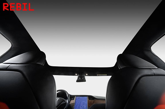 Tesla Model S 25 of 30