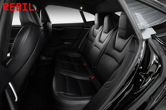 Tesla Model S 10 of 30