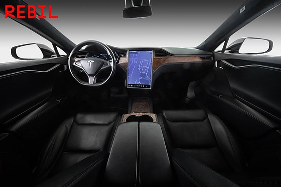 Tesla Model S 11 of 30